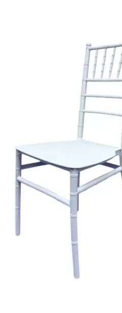 Bílá dřevěná židle s podsedákem